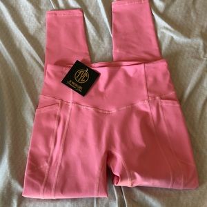 NWT Til You Collapse Size M Legging